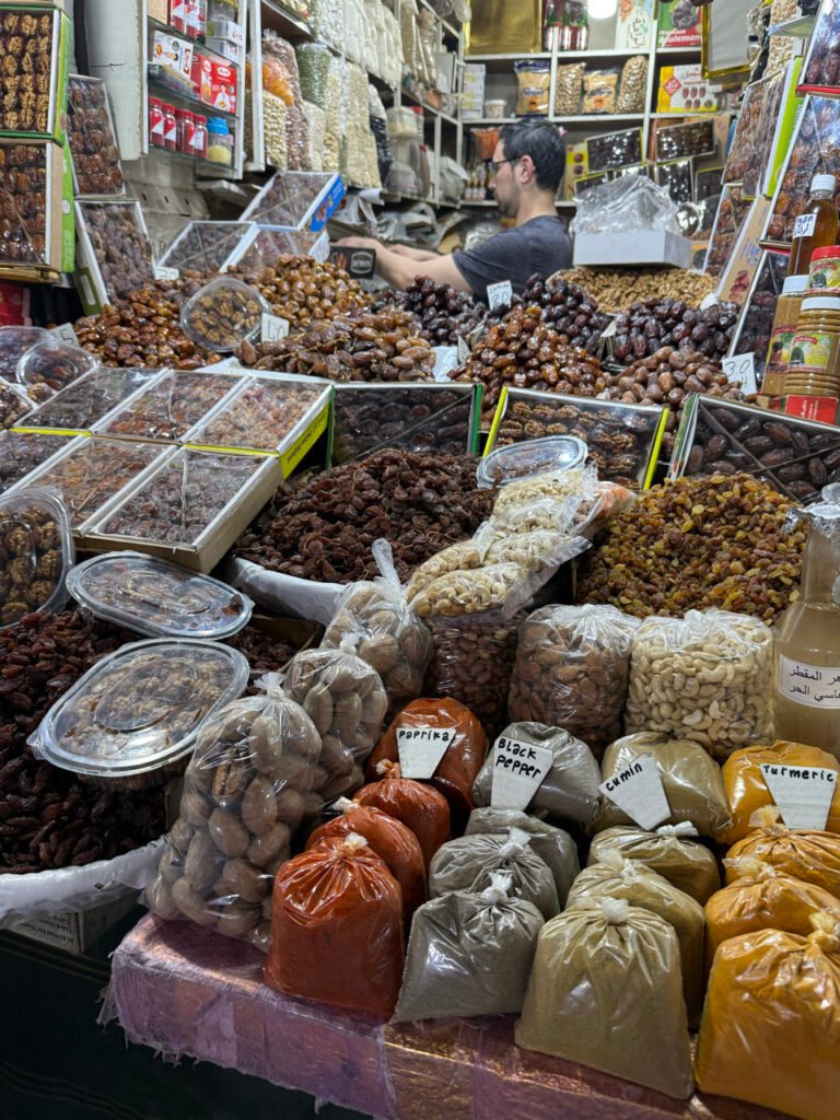 Gewürze im Souk von Fès